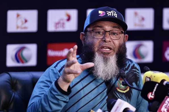 Mushtaq Ahmed calls for his spinners to remember the process while bowling 
