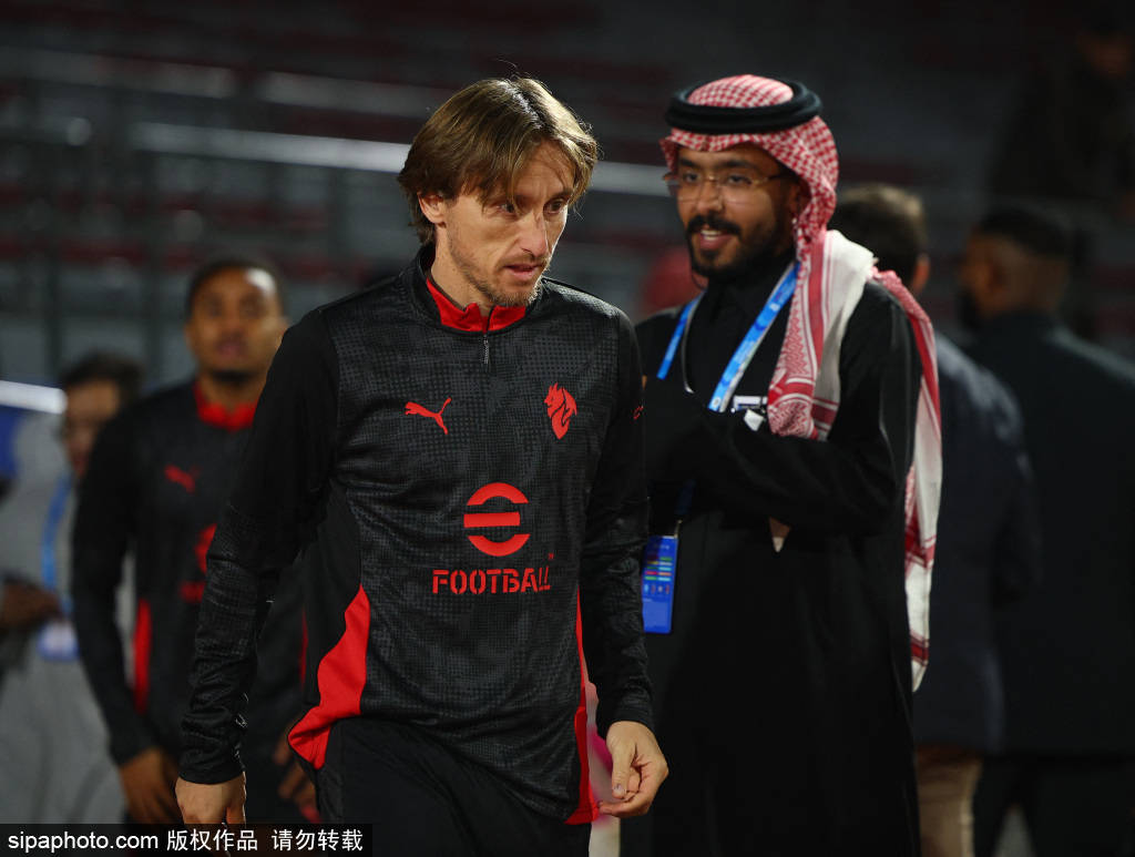 เอซี มิลาน และ โคโม ออสเตรเลีย เตรียมปะทะกัน: บทใหม่แห่งการขยายตัวระดับนานาชาติของเซเรีย อา การแข่งขัน | ผู้ตัดสิน | ประเด็นสำคัญ