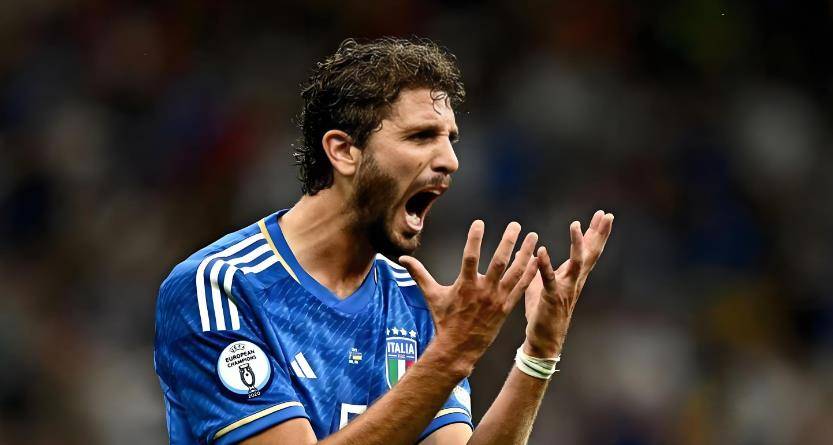 ข่าวดี! ค่ายฝึกซ้อมฤดูหนาวของซานตง ลู่เนิง เตรียมต้อนรับนักเตะต่างชาติคนใหม่ โดยฮั่นเผิงจะเดินทางไปเซเรียอาด้วยตนเองเพื่อโน้มน้าวให้นักเตะระดับนานาชาติมาร่วมทีม