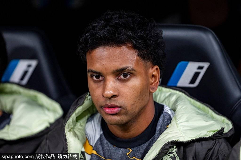 สถิติสำคัญของโรดรีโก้: การผสมผสานที่ลงตัวระหว่างแอสซิสต์และความแข็งแกร่ง – เรื่องราวเบื้องหลังชัยชนะของเรอัล มาดริดเหนือเซบีย่า | แฟนบอล | เรอัล มาดริด