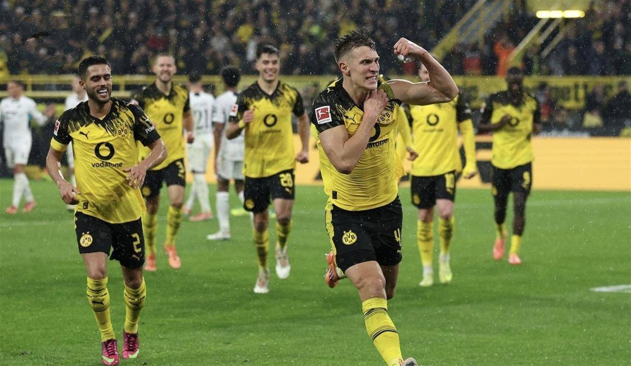 เสียใจ! 3-4, 2-0! ยักษ์ใหญ่แห่งเซเรีย อา อินเตอร์ มิลาน พ่ายแพ้ในการดวลจุดโทษ ขณะที่โบรุสเซีย ดอร์ทมุนด์แห่งบุนเดสลีกาคว้าชัยชนะอย่างถล่มทลายเหนือโบรุสเซีย มึนเช่นกลัดบัค_แมตช์_โบโลญญา_นาโปลี