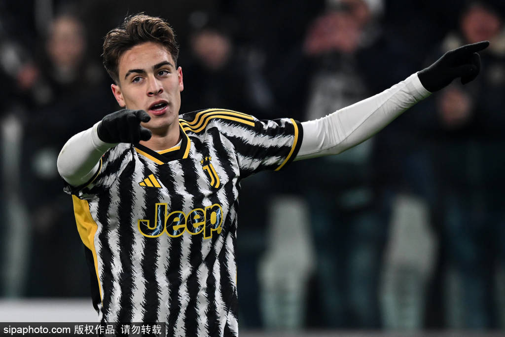 คู่หูจากอะคาเดมีเยาวชนของยูเวนตุส: เบื้องหลังการตัดสินใจอยู่ต่อของอิลดิซและการย้ายไปโรม่าของซูไลมาน | ผู้เล่น | เซเรีย อา | ยูเวนตุส