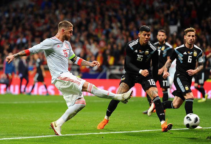 วันอาทิตย์ 006: การต่อสู้เพื่อความอยู่รอดในลาลีกา! เกโรนา ขาดผู้เล่นหลักห้าคน ดวลกับ แอตเลติโก มาดริด กองทัพเหล็กจะคว้าชัยชนะติดต่อกันเป็นครั้งที่สี่ได้หรือไม่? _เยือน_ _ฟอร์ม_ _ประตู_