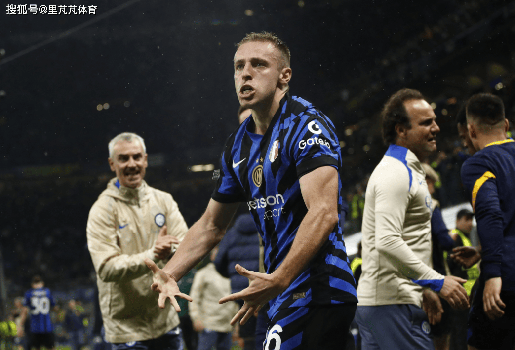 อินเตอร์ มิลาน ตั้งราคา 30 ล้านยูโรสำหรับกองกลางวัย 26 ปี ขณะที่ ยูเวนตุส เล็งดีลแลกตัวแนวรับเพื่อลดค่าใช้จ่าย _ฟลาเตซี_ _แชมเปียนส์ลีก_ _นาโปลี_