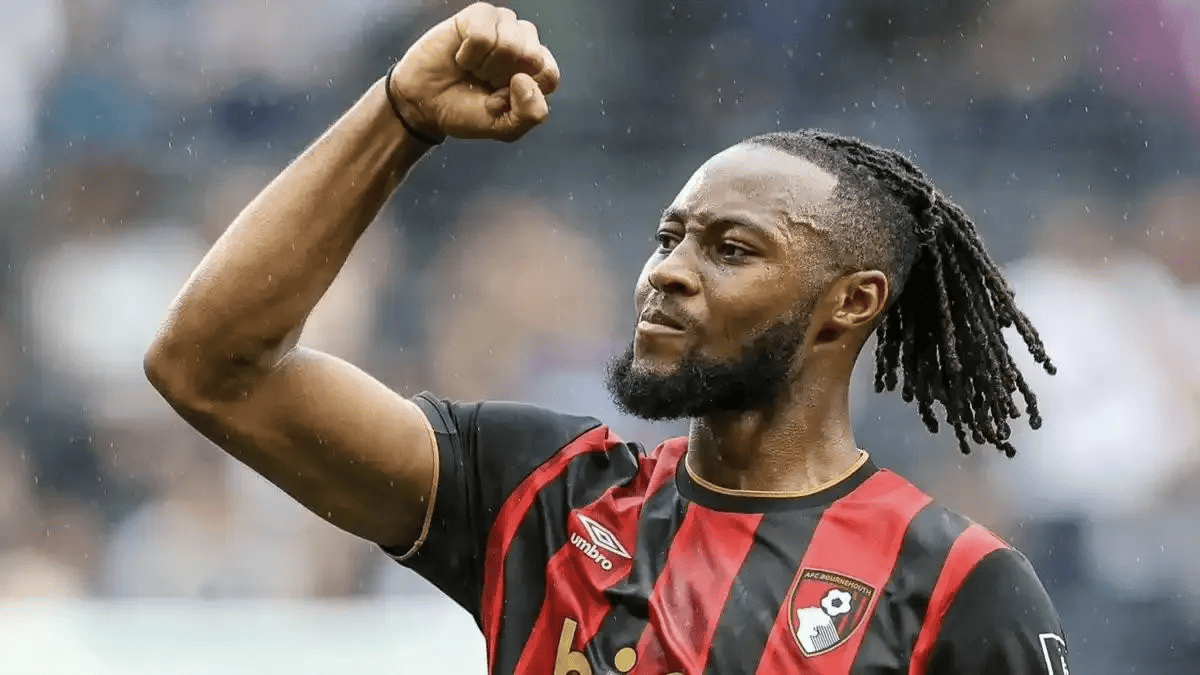 คว้าตัวกองหน้าค่าตัว 65 ล้านปอนด์ + เสริมแนวรับอีก 20 ล้านปอนด์! ยักษ์ใหญ่พรีเมียร์ลีกทุ่มเงินอย่างหนัก ขณะที่ลิเวอร์พูลคว้าตัวและสเปอร์สไล่ล่า – ความตื่นเต้นถึงจุดสูงสุด? แมนเชสเตอร์ ซิตี้ แมนเชสเตอร์ ยูไนเต็ด ฟุตบอล